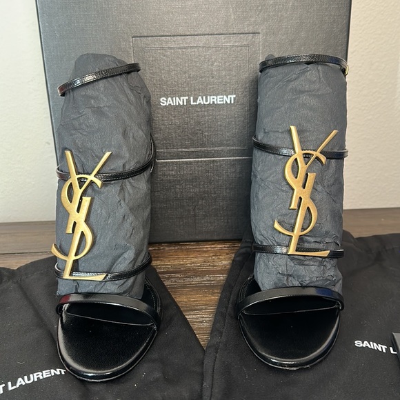 Saint Laurent PATENT LEATHER CASSANDRA SANDALS IN NIOR! SIZE 39! GREAT CONDITION - Picture 2 of 15